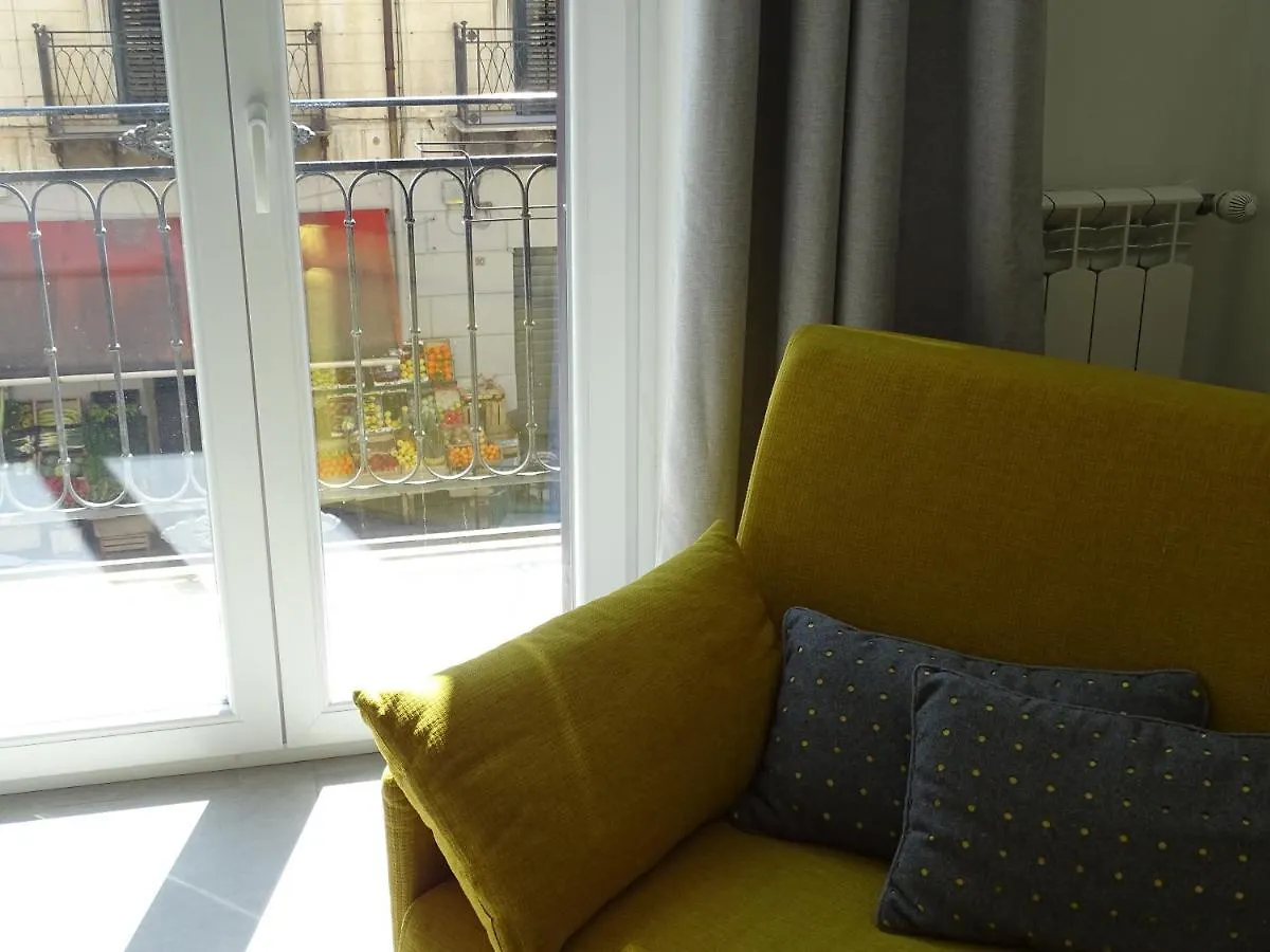 Le Quattro Stagioni - Rooms & Suites Palermo 2*,